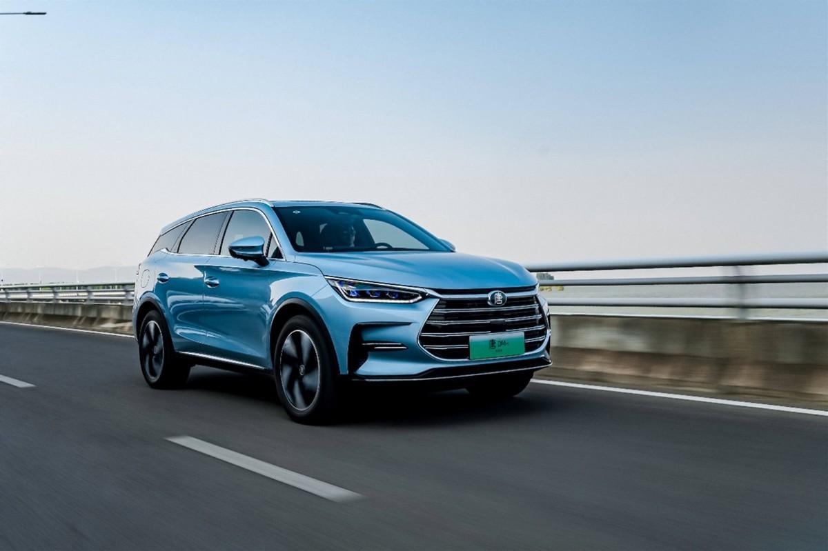 丰田睡醒了?续航超1200km 皇冠插混车型10月上市 卖20万能行吗?