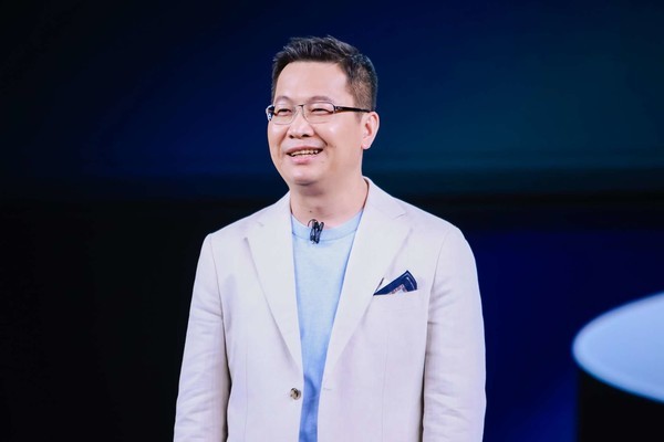 卢伟冰