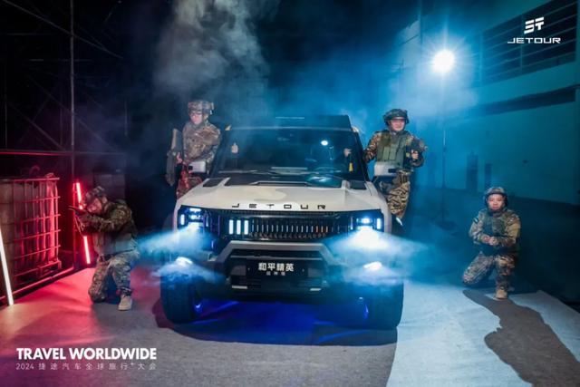 捷途JMK首款游戏IP定制车型——和平精英战神版