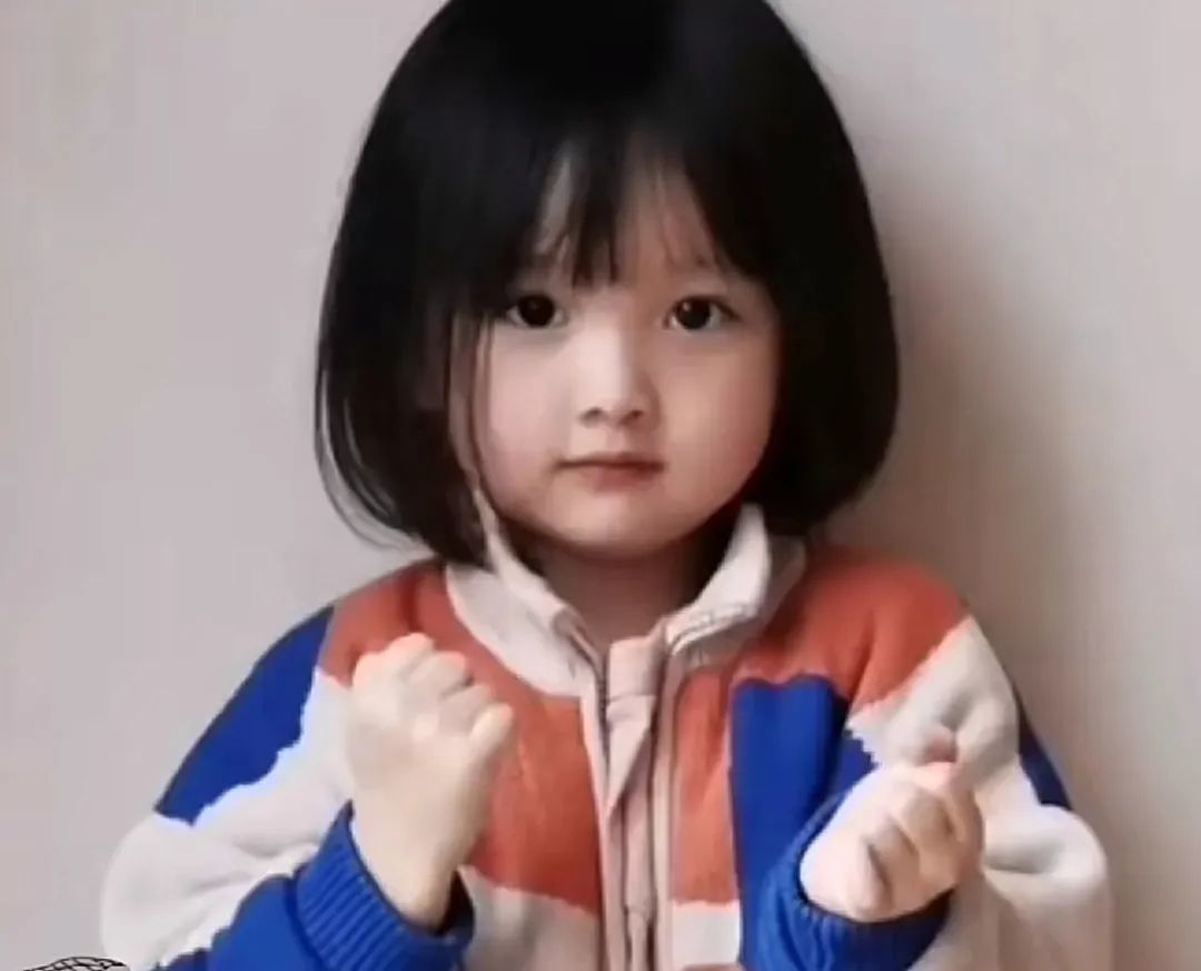 还记得表情包里的权律二吗？这是长残了？