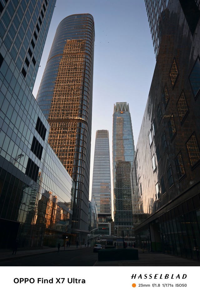 【有料评测】多摄的终极形态?OPPO Find X7 Ultra全面评测