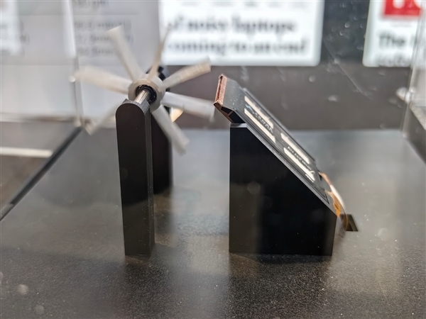 揭秘全球首个固态主动散热AirJet:区区2.5mm/8g!风扇热管都洗洗睡吧