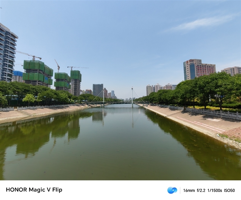 荣耀首款小折叠!荣耀Magic V Flip评测:4英寸超大外屏我能玩一天