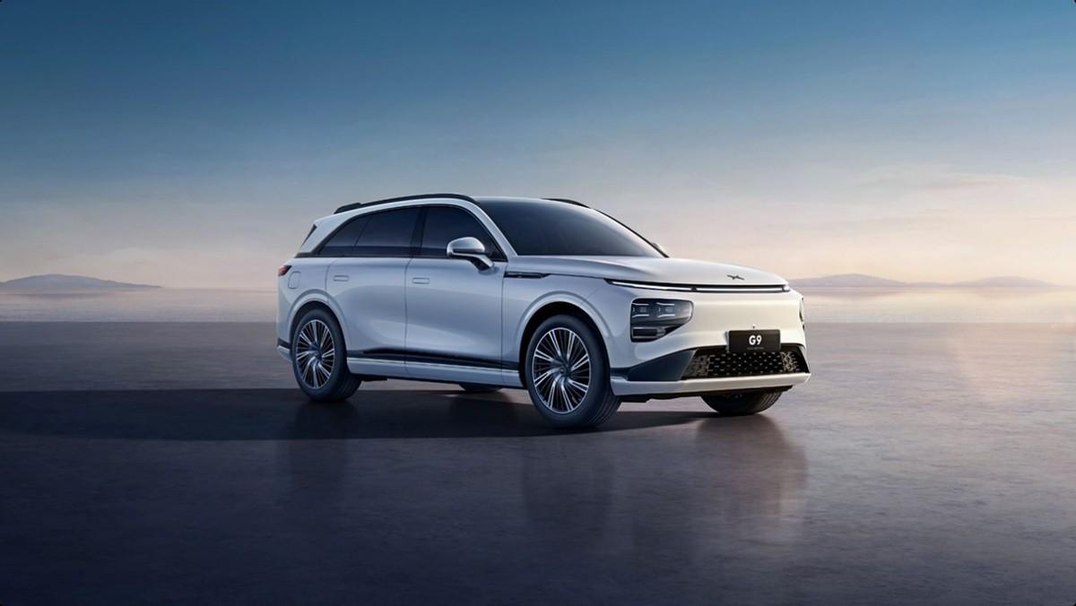 小鹏终于睡醒了 旗舰轿车P8年底上市 AI天玑系统+全国都能开的XNGP