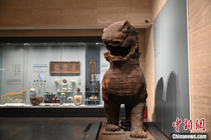 图为扬州中国大运河博物馆内的展厅。张蔚然 摄