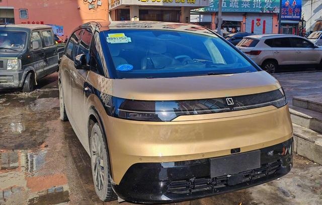 极氪干了200万才有的设计_凤凰网汽车_凤凰网