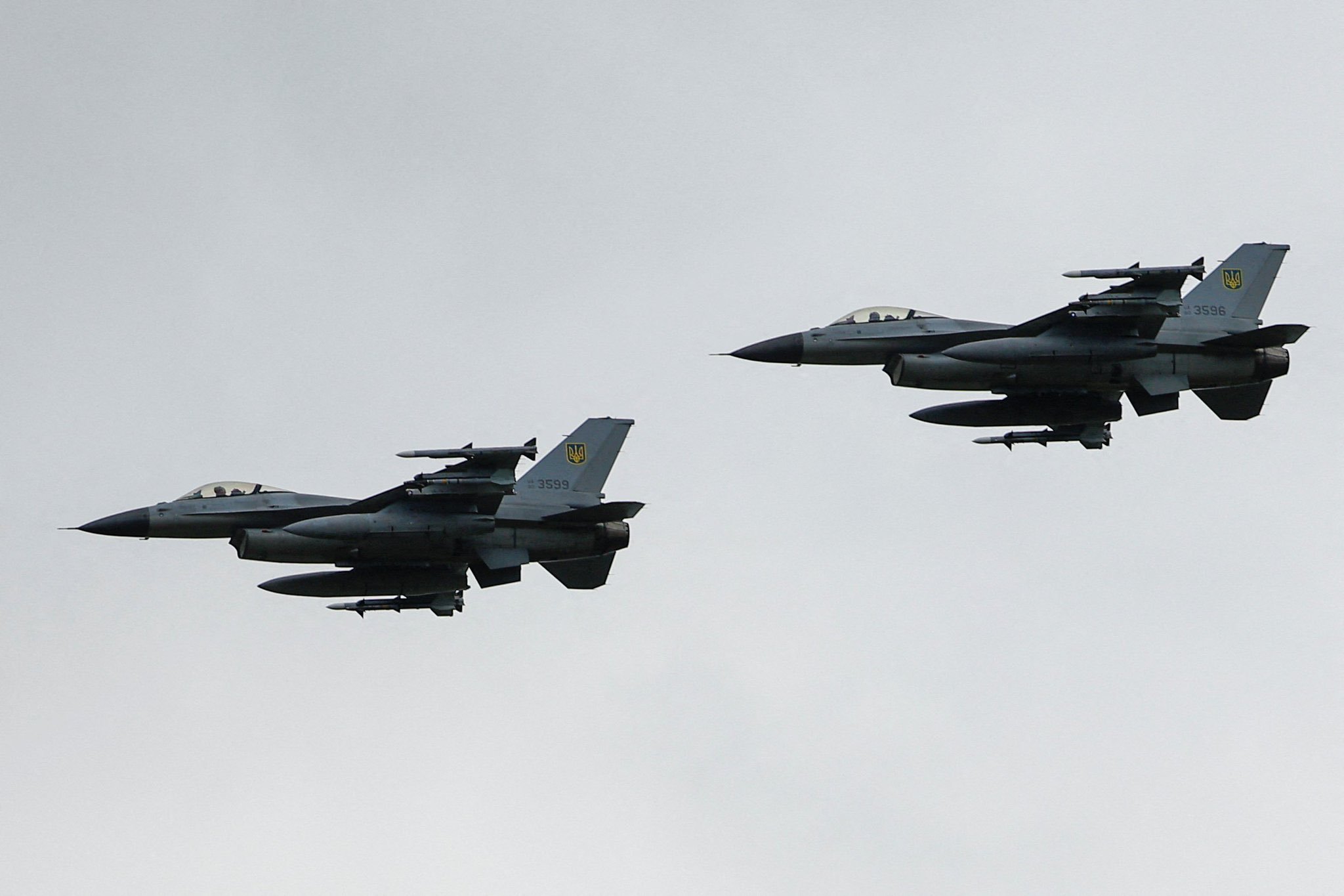 乌克兰空军装备的F-16战斗机。