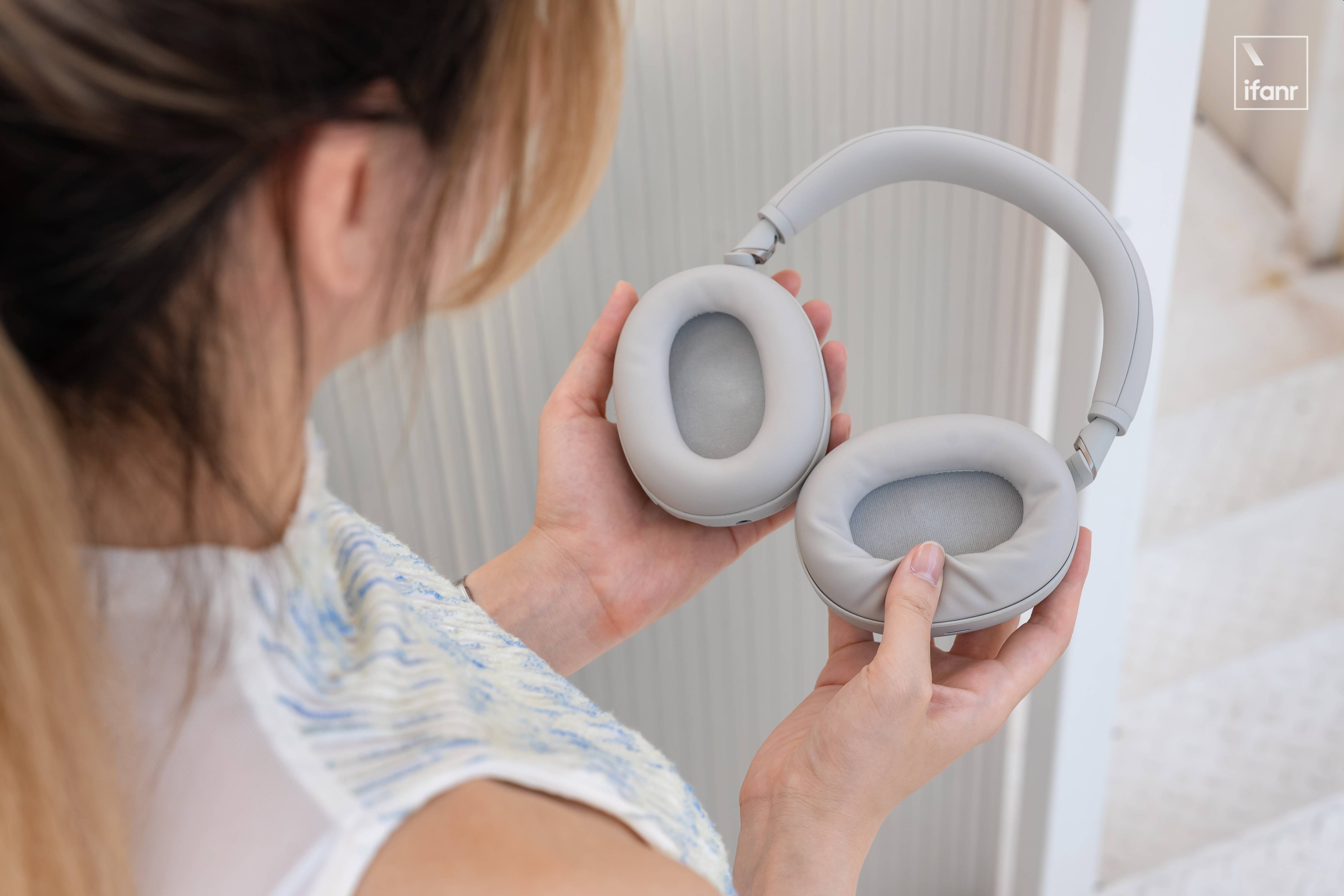 索尼 WH-1000XM6 首发评测:一款迟到三年的索尼旗舰降噪耳机