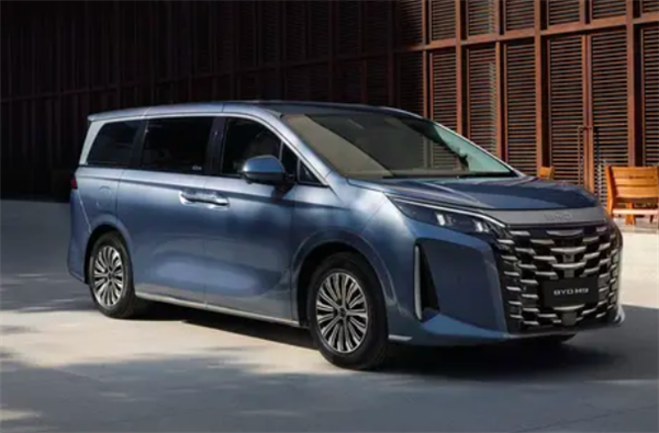 比亚迪也有“M9”了!专为海外市场打造