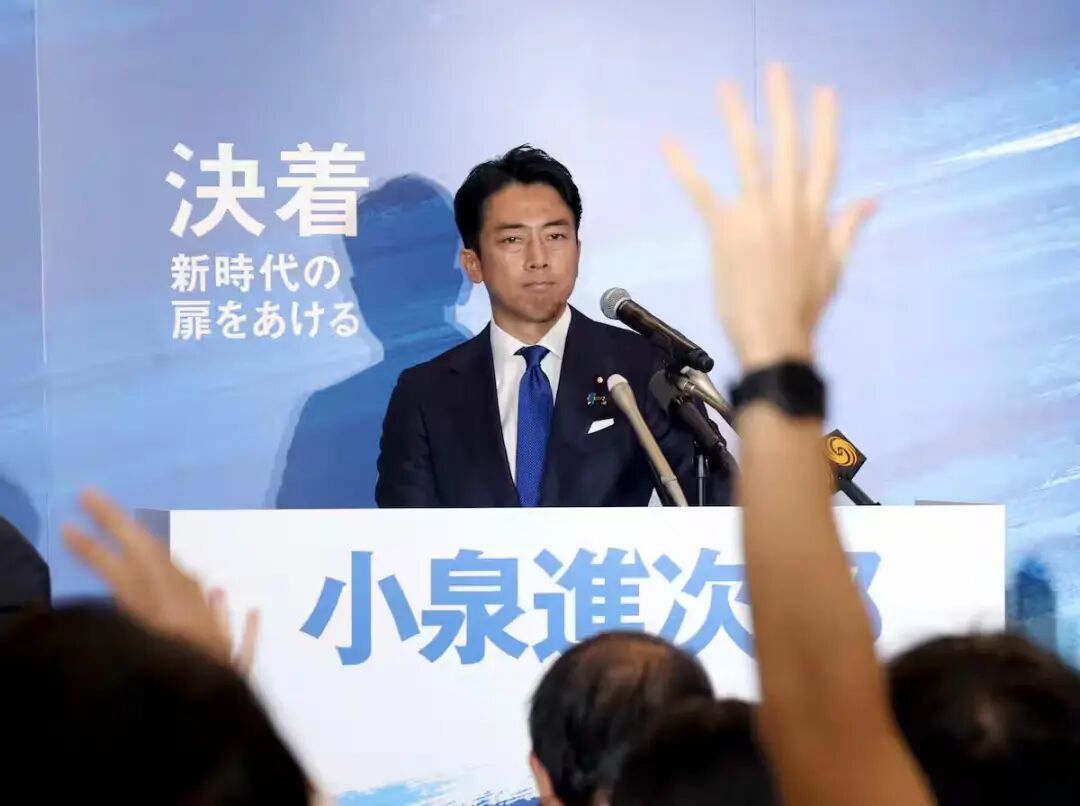 ◆小泉进次郎是前首相小泉纯一郎的次子,人气极高。