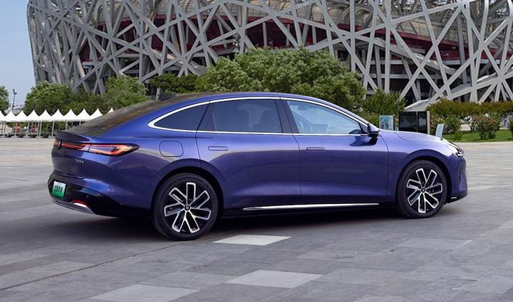 上海车展最便宜的旗舰轿车,是这辆 12.58 万元的宝骏享境