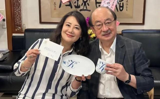 吴思瑶和民进党团总召柯建铭