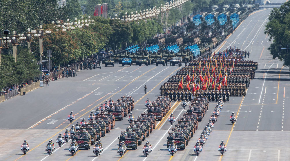 中国人民抗日战争暨世界反法西斯战争胜利70周年纪念大会在北京隆重举行(2015年9月3日摄)。新华社记者 查春明 摄