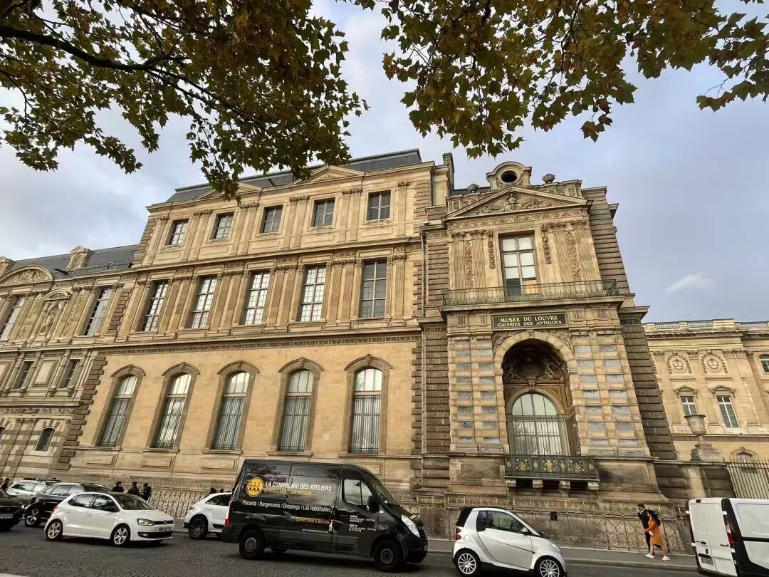 ·案发地点外墙。(徐洁 摄)