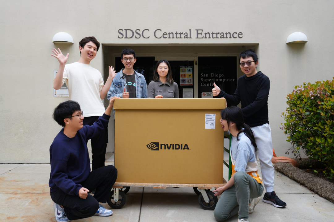 「Hao AI Lab」团队获得NVIDIA赠送的DGX B200系统