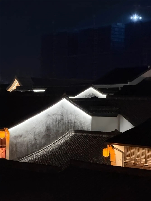 全面测完iPhone 17系列:苹果真让我觉得有点陌生