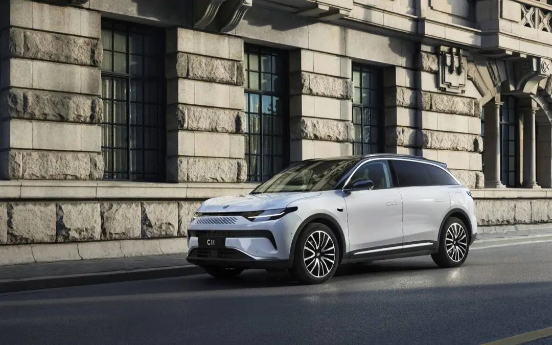 9.98 万元的零跑 B10 上市后,零跑选择给老车主退钱