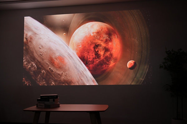 投影仪界的“六边形战士” 当贝S7 Ultra Max高端家用投影仪深度评测