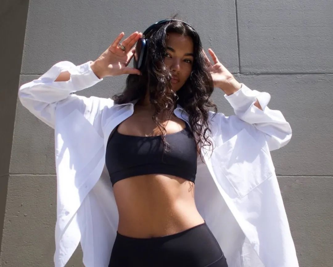 运动bra的市场革命,女性用身体投票