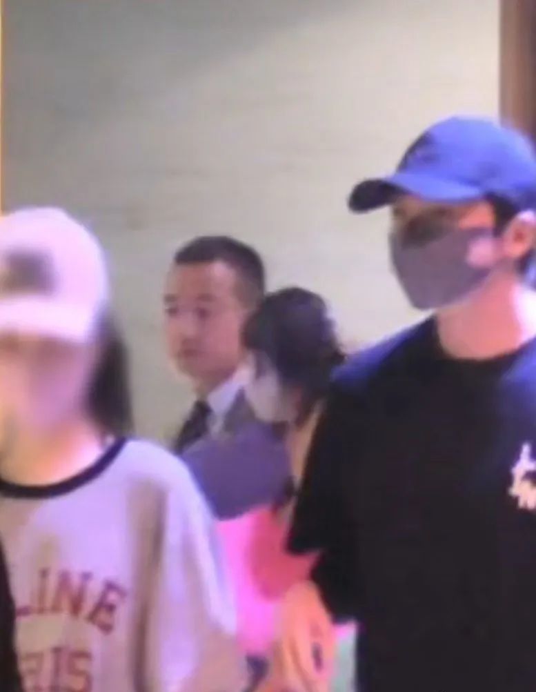 吵翻天了…他俩到底结没结婚啊？