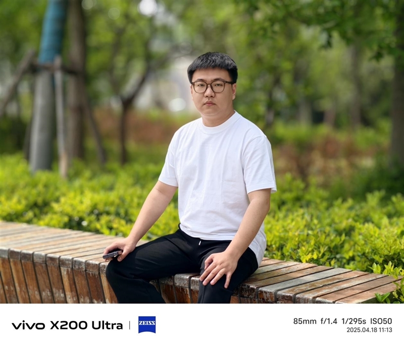 史上首款手机“大炮”!vivo X200 Ultra评测:自带外挂的全能V单