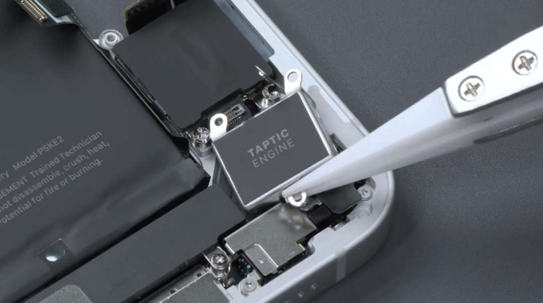 iPhone 16e 拆解:假的 iPhone 16,真的库存克星