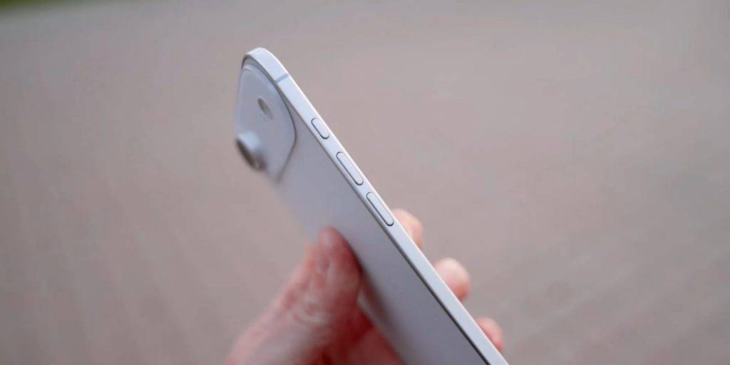 明年你买不到 iPhone 18,因为苹果想你加钱买更贵的