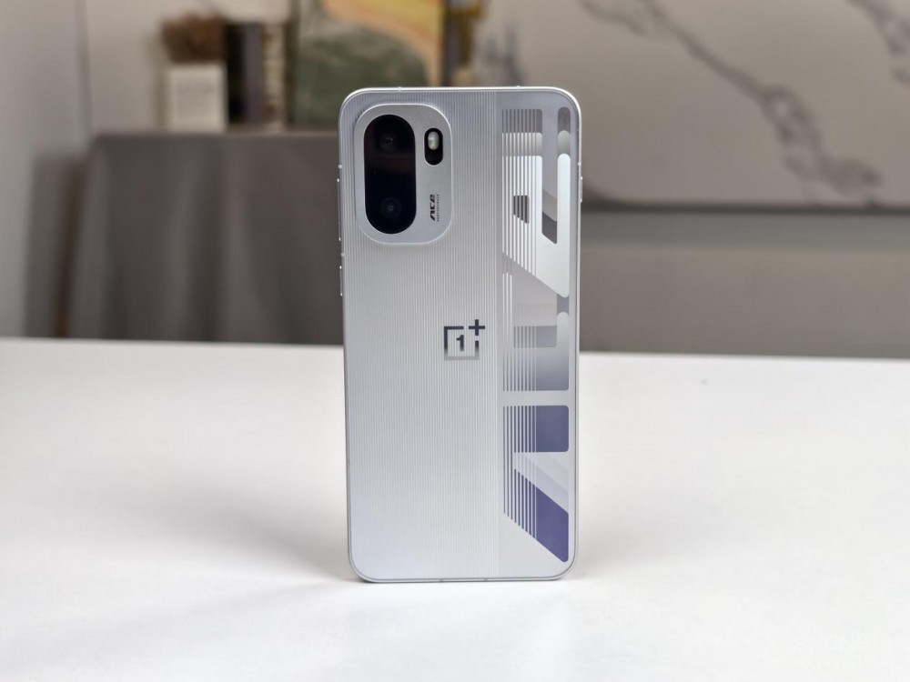 一加Ace 6首测:终于补齐前代所有短板!