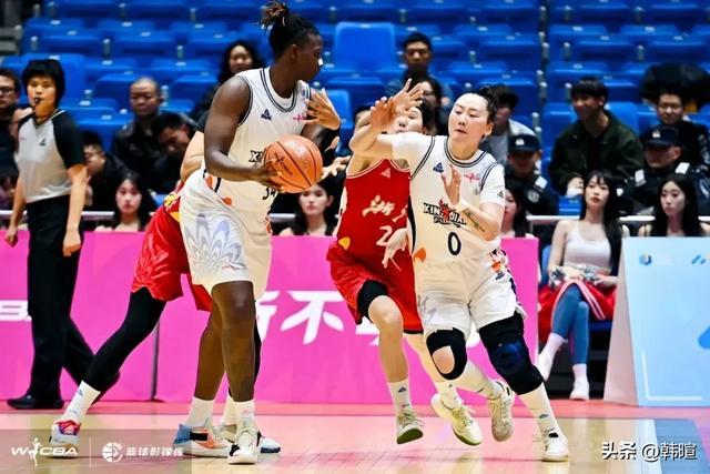 武桐桐无疑是新疆女篮重返8强的头号元勋。