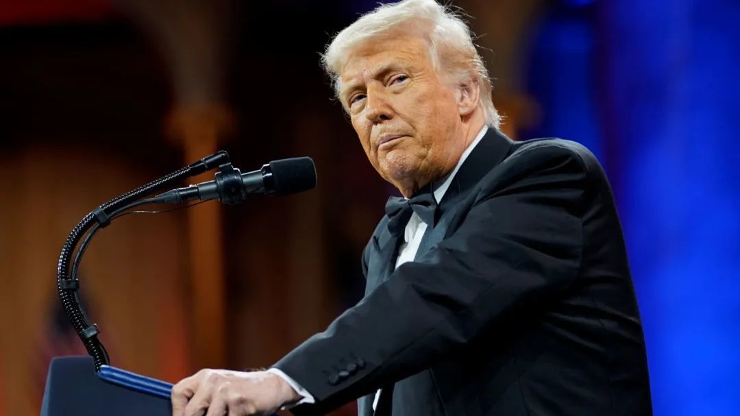 U.S. President Donald Trump attends the National Republican Congressional Committee (NRCC) dinner at the National Building Museum in Washington, D.C., U.S., April 8, 2025. REUTERS/Nathan Howard