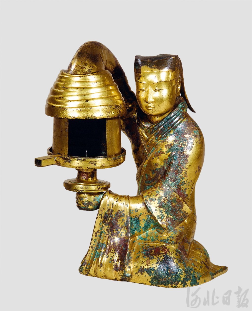 长信宫灯。河北日报资料片