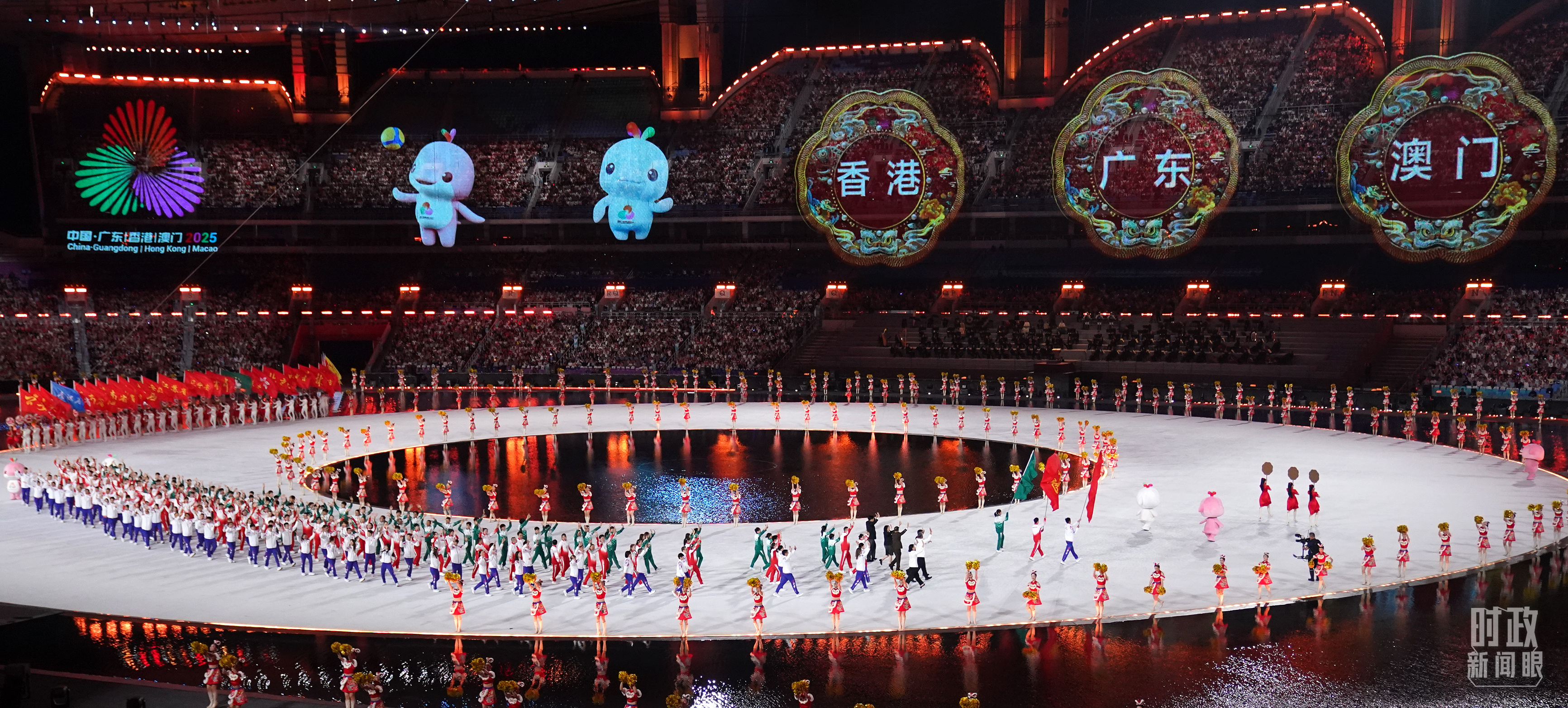 △第十五届全运会开幕式现场。(总台记者李晋拍摄)