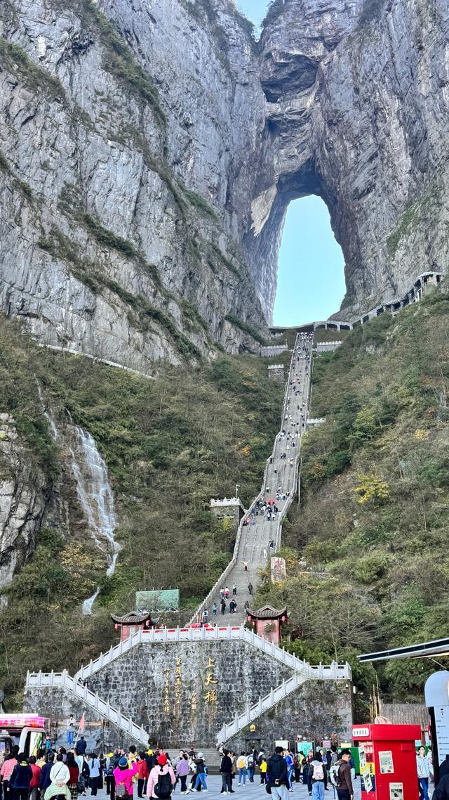天梯遠景。圖/九派新聞 胡冰月