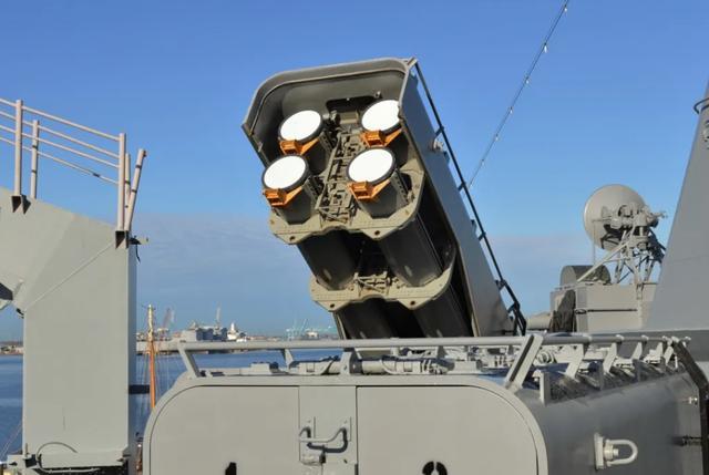 美國(guó)海軍試圖將“戰(zhàn)斧” 安裝在依阿華上,但仍抵擋不了戰(zhàn)爭(zhēng)的變化