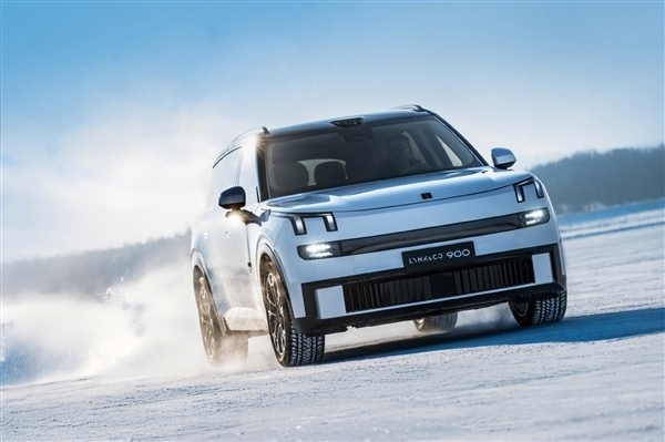 国内唯一天地尾门+旋转座椅SUV 领克900上市:限时28.99万起