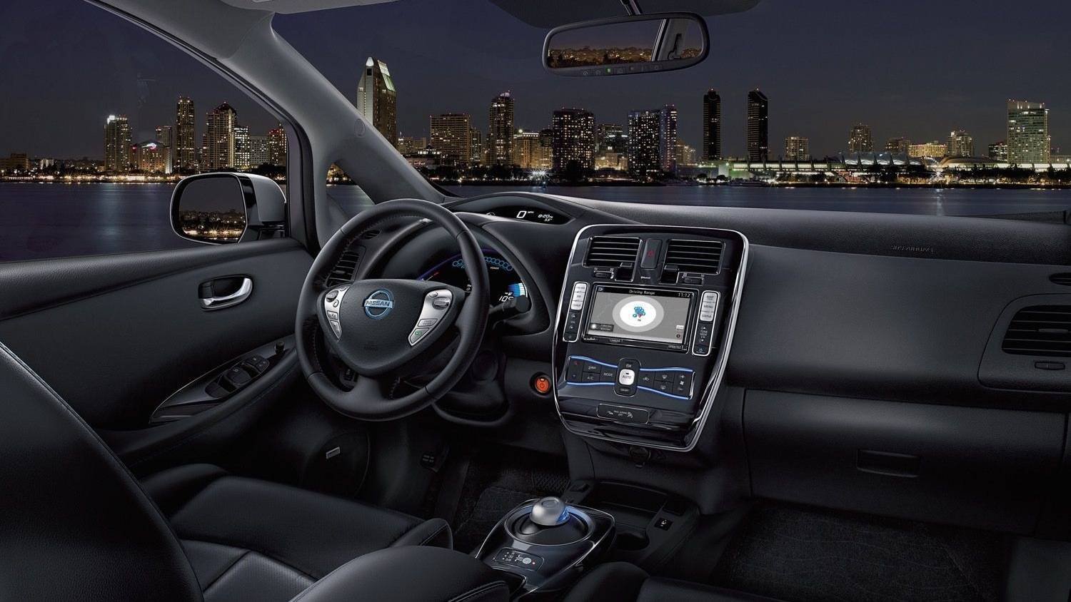 全球首款量产电动车日产聆风第三代登场,此次能否与特斯拉一较高下?