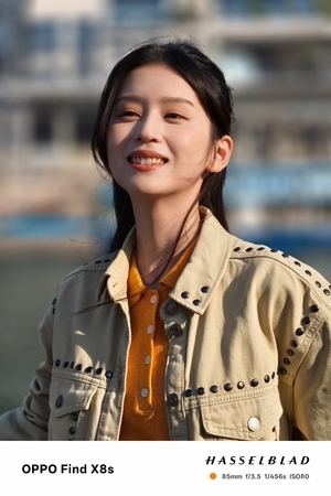 全新物理按键创新设计,OPPO Find X8s影像新玩法