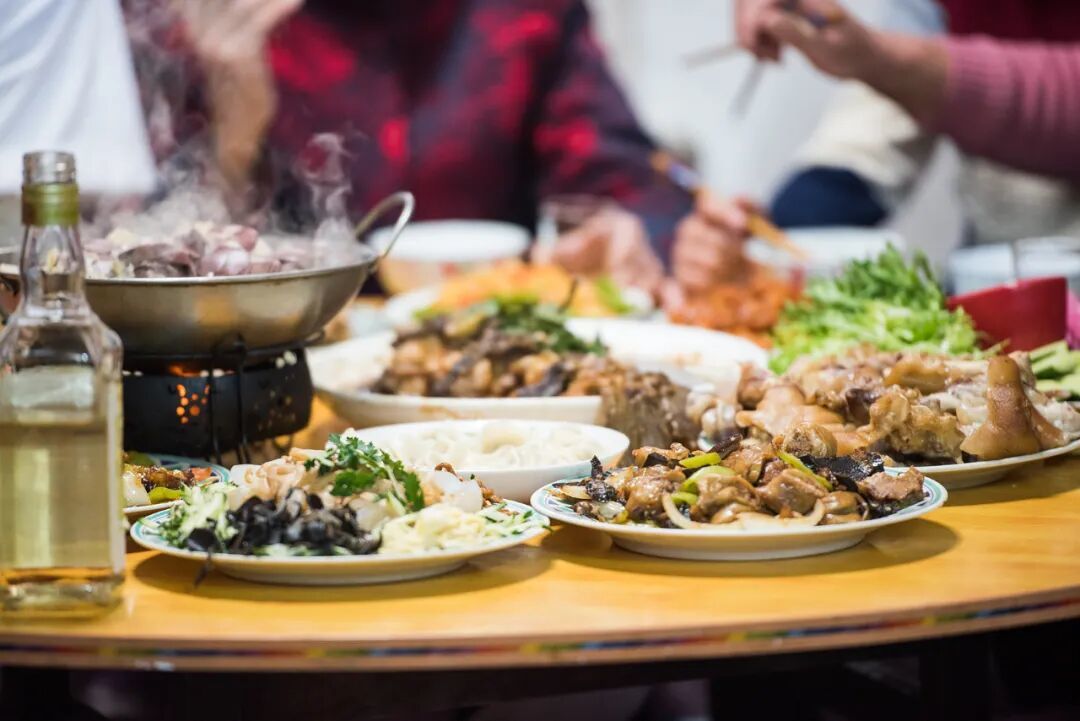 东北人的一桌团圆菜。(图/视觉中国)