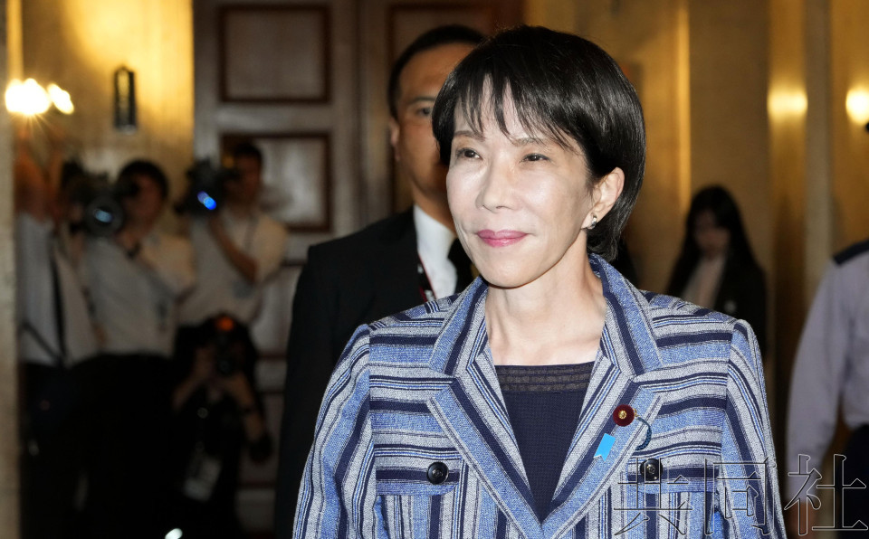 当地时间10月17日下午,高市早苗前往出席与日本维新会的政策磋商。 共同社