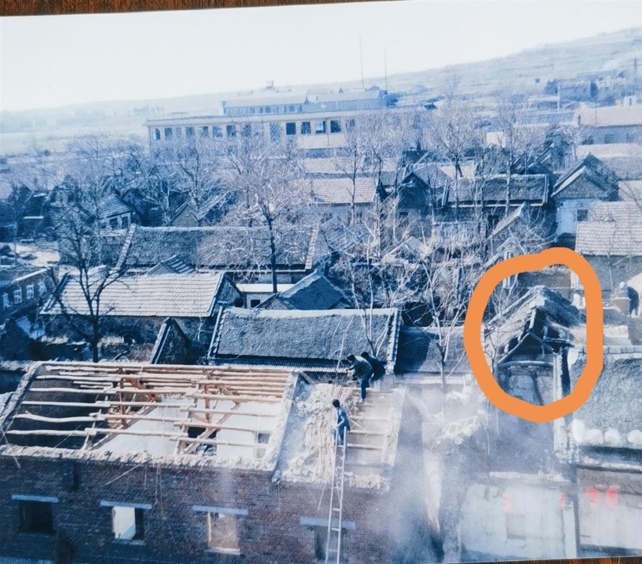 “兄弟获180万拆迁款被控敲诈勒索”案二审开庭,被告女儿出示新证据,涉事双方发声