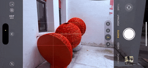 iPhone 上的拍照键:既不快捷,也不方便