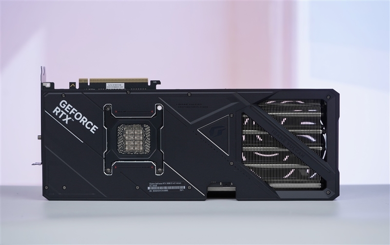 性价比甚至更强!七彩虹iGame RTX 5090 D v2 Vulcan OC 24GB首发评测:领先5080 50%