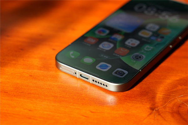 小米17 Pro上手：工业设计颠覆 全面超越iPhone