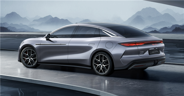 比亚迪全新双旗舰 汉L、唐L内饰官图发布:极具东方美