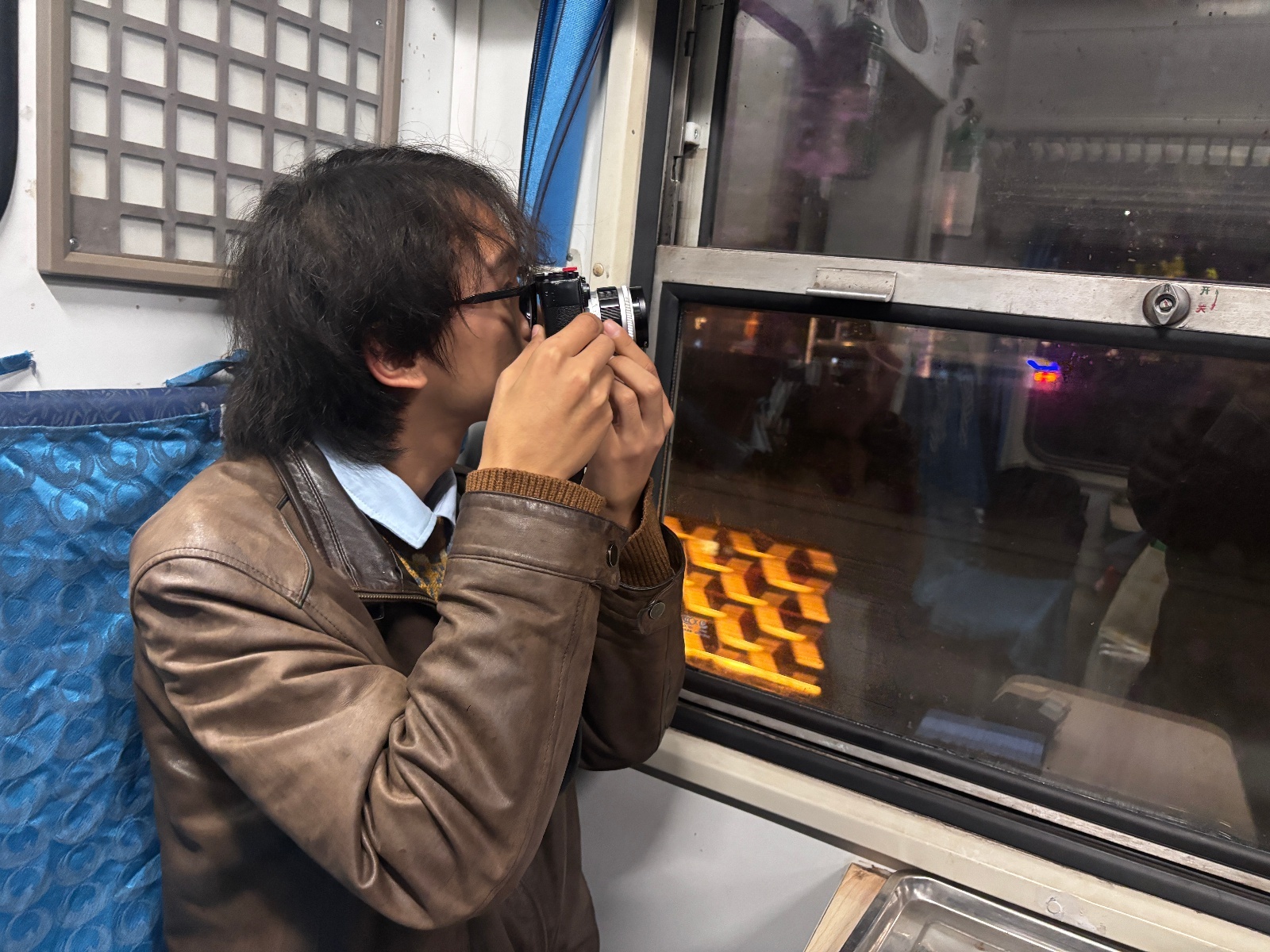 微信图片_20251107183213_646_345