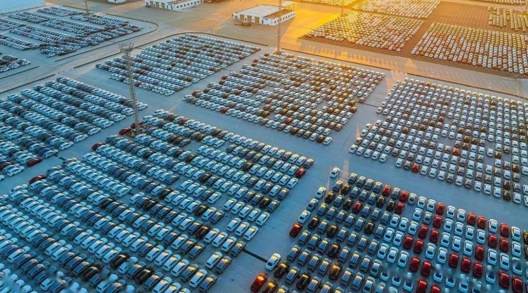 内耗、烂价、吵架,中国汽车不该这样