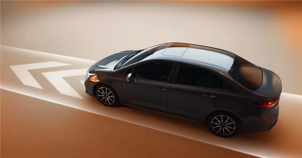 12.98万起 广汽丰田雷凌L上市:轴距加长、新增2.0L动力