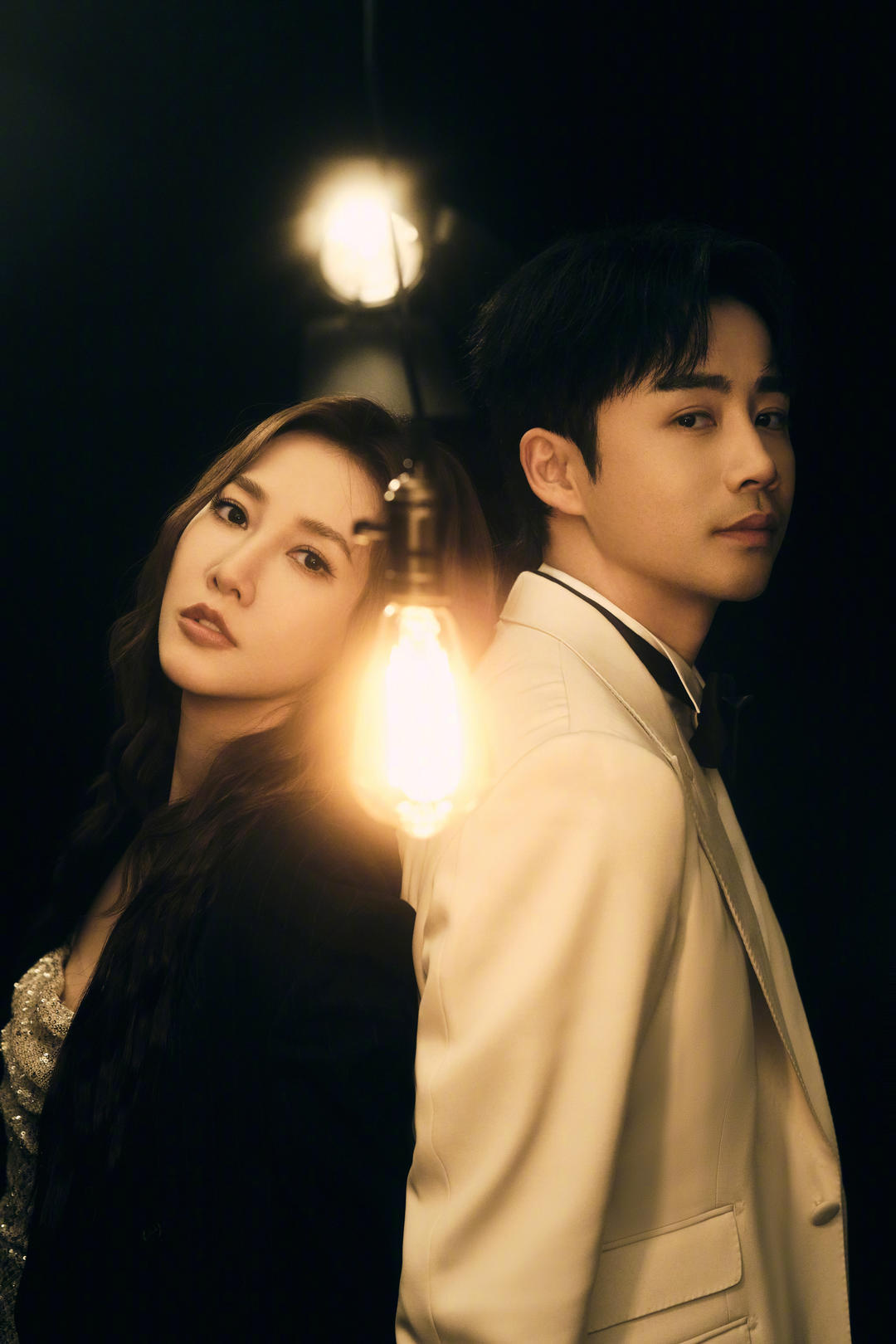 李茂、弦子合影 图据李茂微博