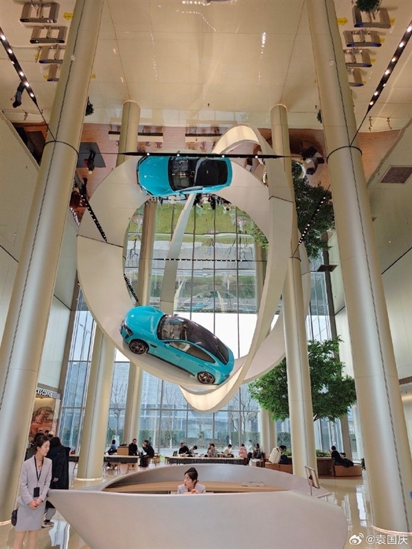 雷军:小米汽车工厂接待访客 今年预计超过12万人