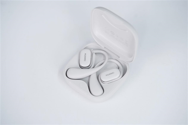 华为首款开放式耳挂耳机!FreeArc图赏